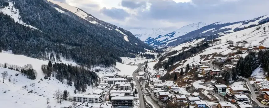How Professional Travel Agents in Manali Simplify Your Travel Experience
